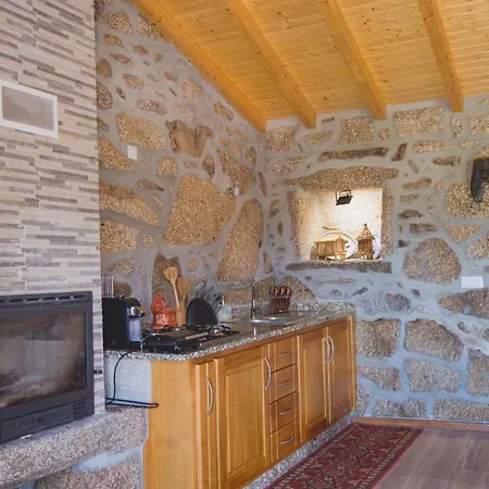 Casa Do Penedo Виана-ду-Каштелу