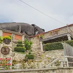 Casa Do Penedo *