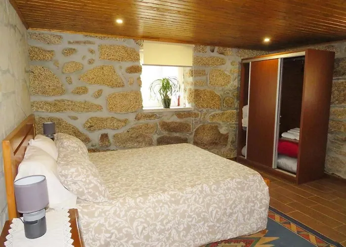 Casa Do Penedo Сasa de vacaciones